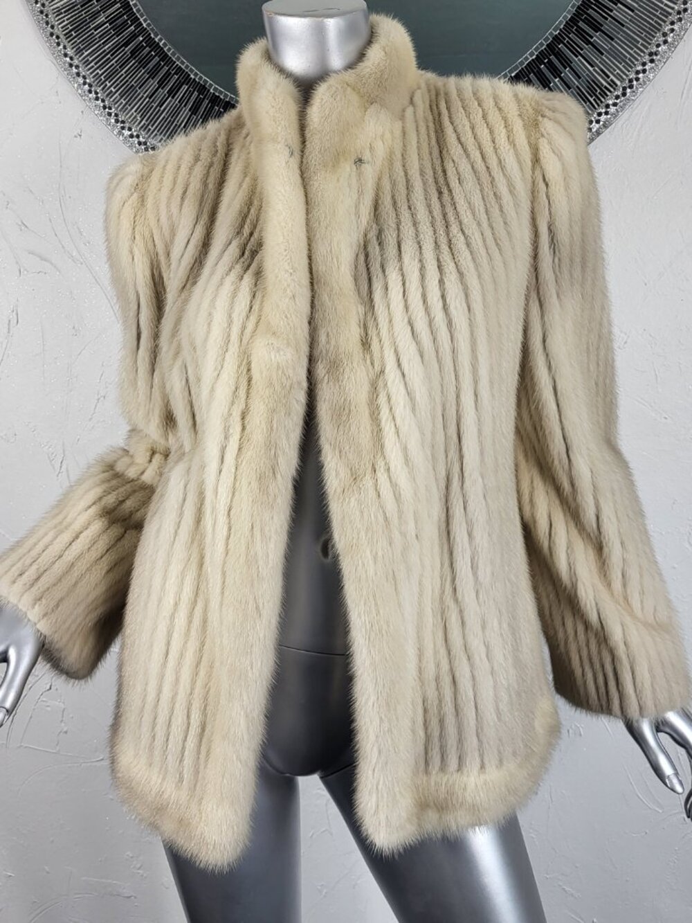 KOSLOWS~SZ S~VINTAGE BLONDE OFF WHITE BEIGE GENUINE REAL MINK FUR COAT JACKET